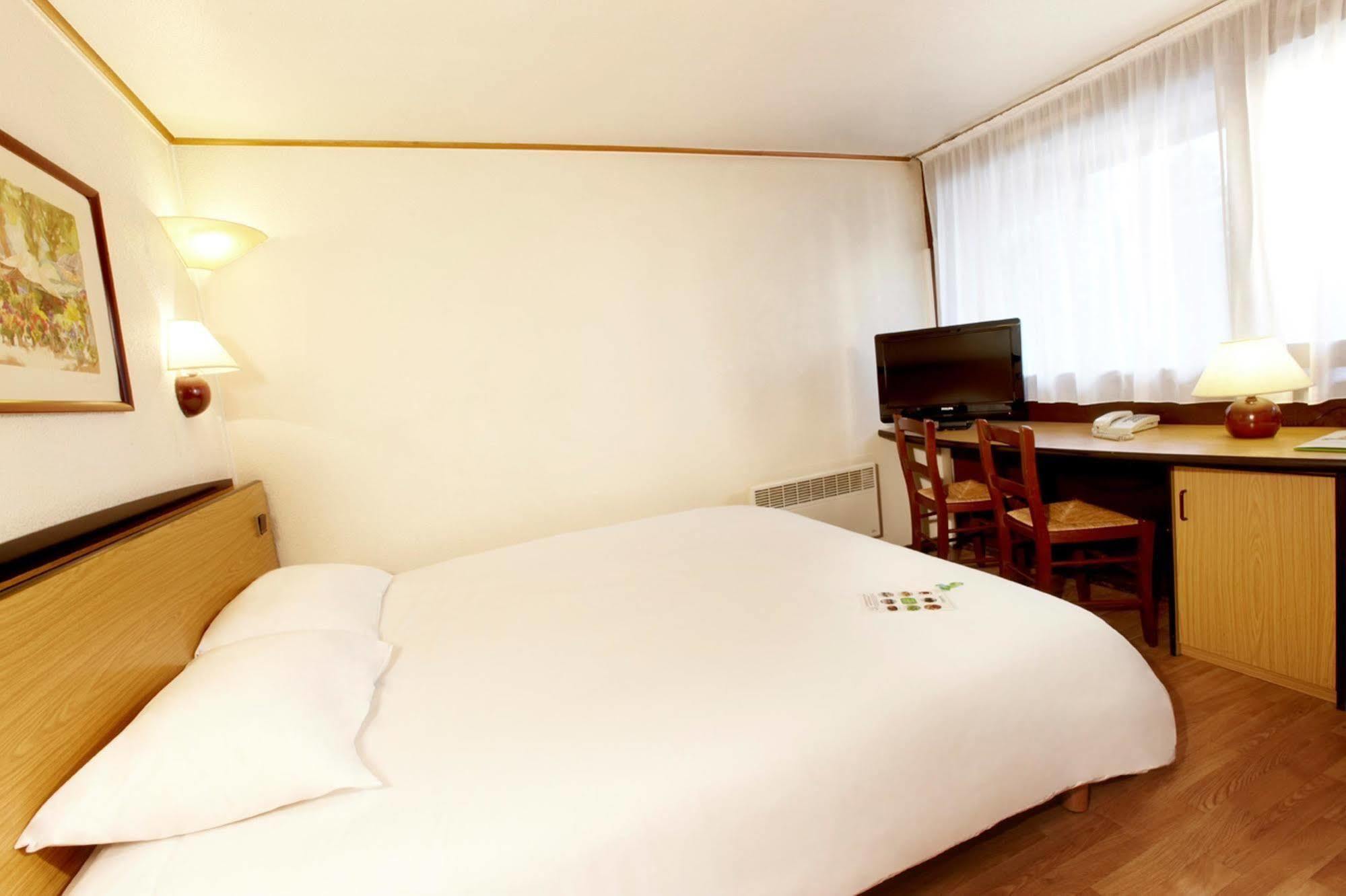 Kyriad Direct Le Bourget